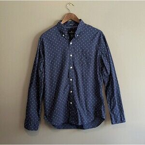 American Eagle Size Medium Mens Shirt Blue Button Down AE Seriously Soft Classic